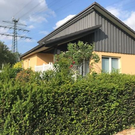 Komfortables Einzelhaus Mit Garten Halstenbek Kültér fotó