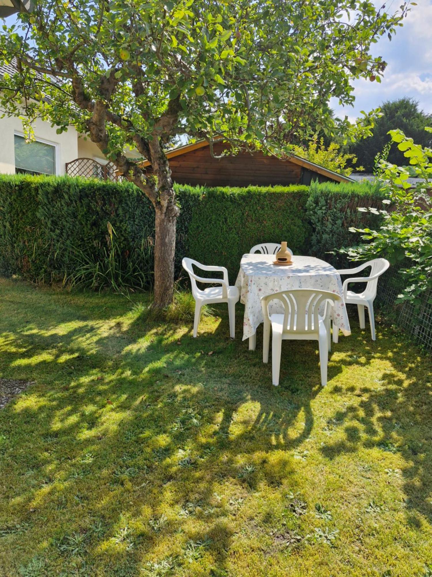 Komfortables Einzelhaus Mit Garten Halstenbek Kültér fotó